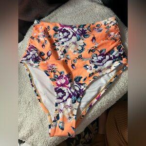 ☀️Cupshe Floral Bikini Bottom - Orange and Purple